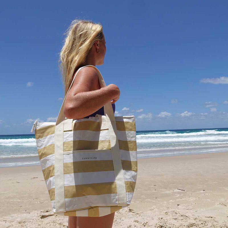 SUNNYLiFE Light Cooler Tote image number 1